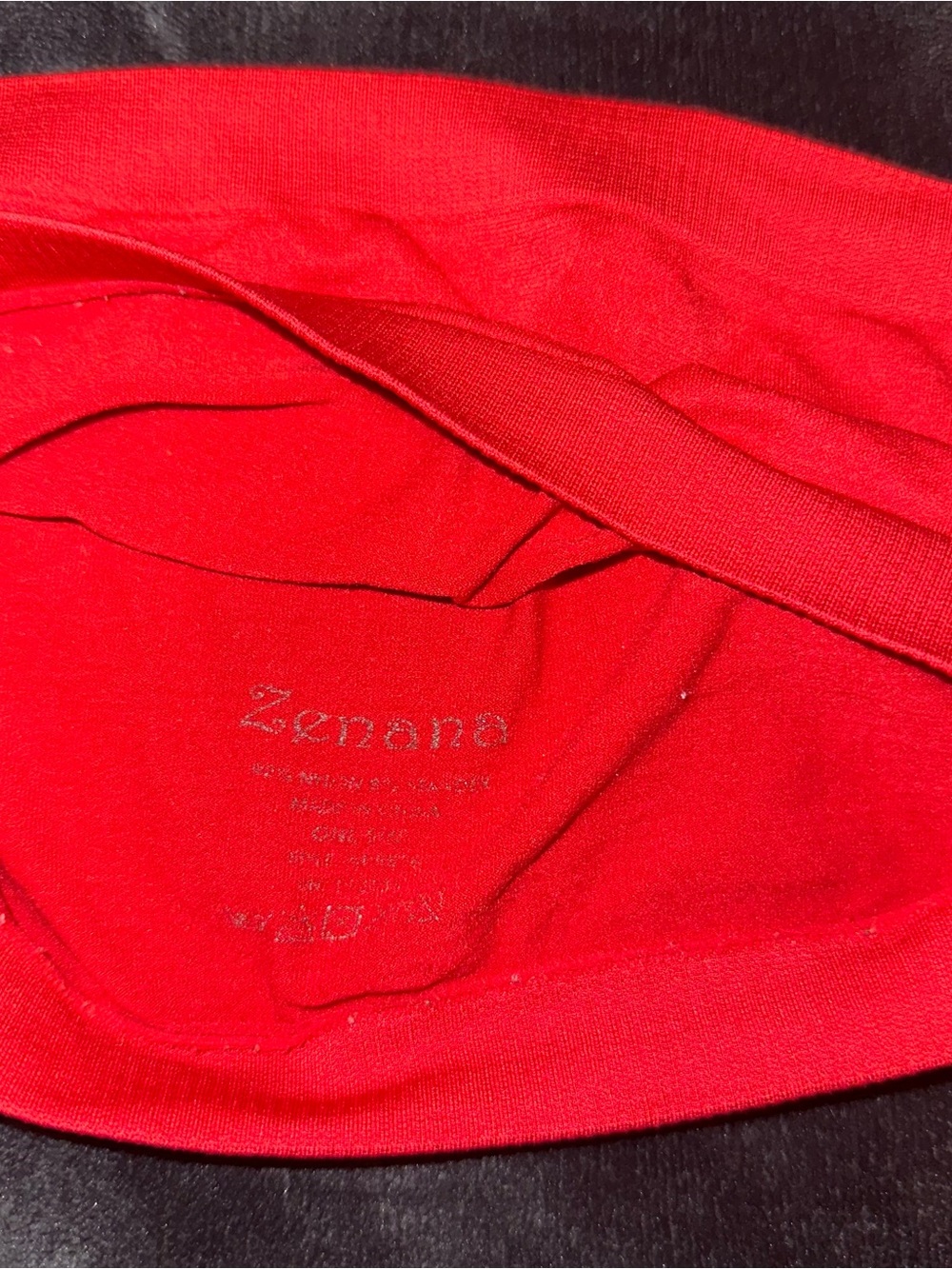 Zenana Outfitters Red Seamless Bandeau - Picture 3 of 3